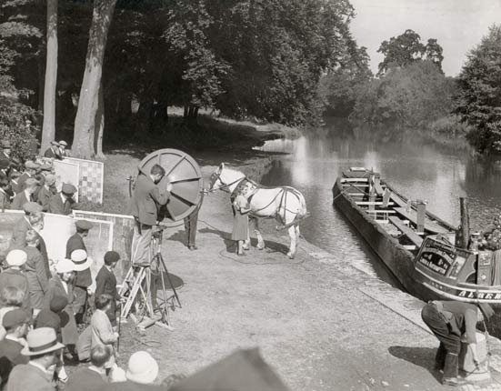 The Water Gypsies [1932]